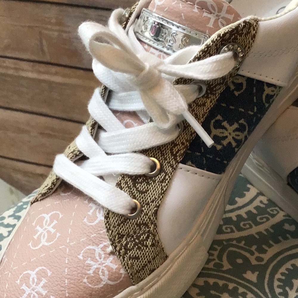 Guess Sneakers - Picture 3 of 6